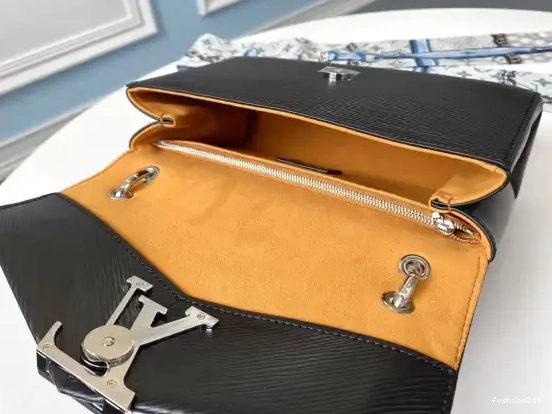 GRENELLE LOUIS POCHETTE VUITTON 0414
